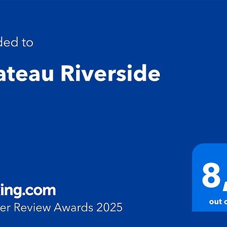 Chateau Riverside Campbell River Exterior photo